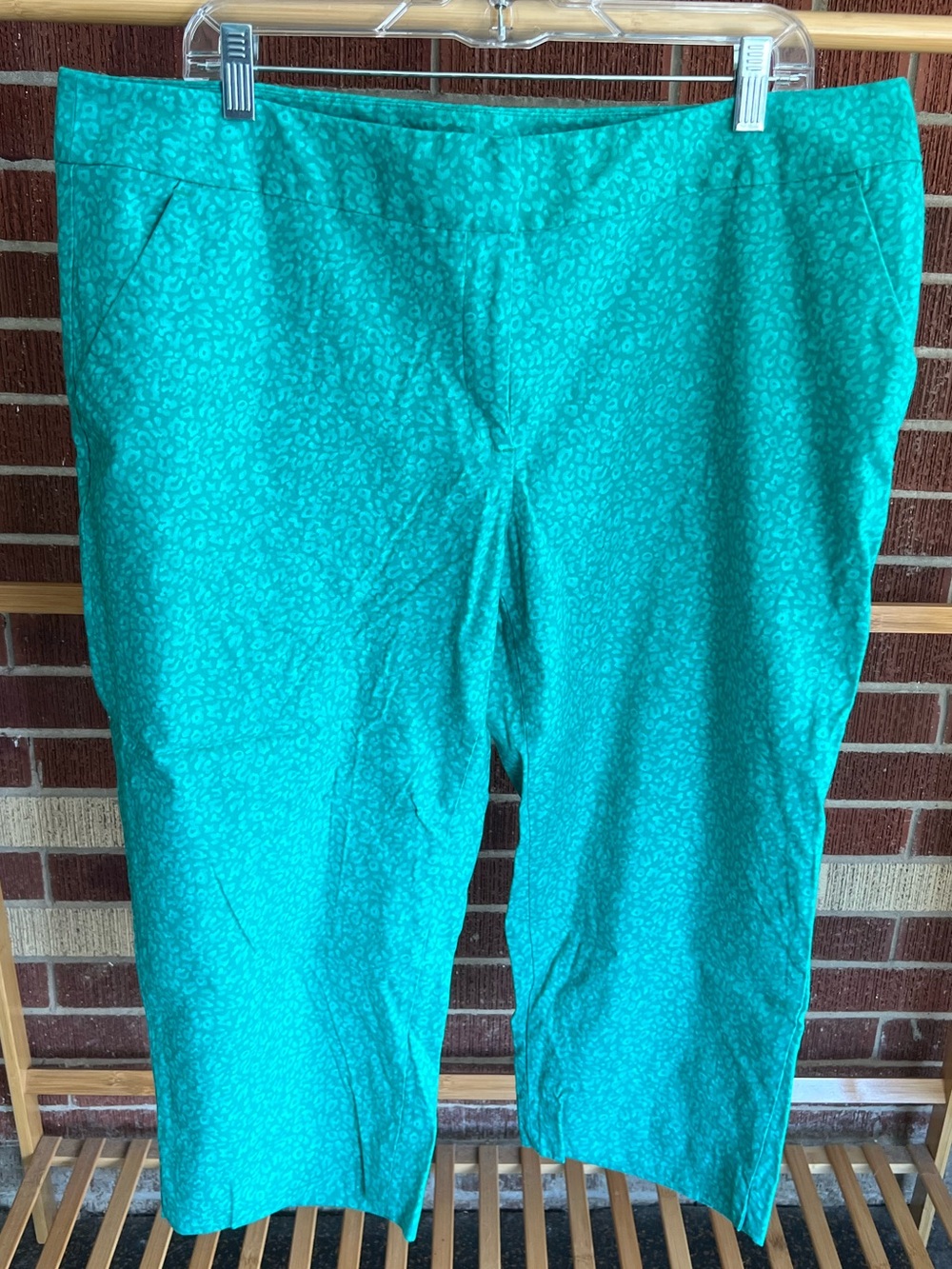 Rafaella Studio Woman leopard capris